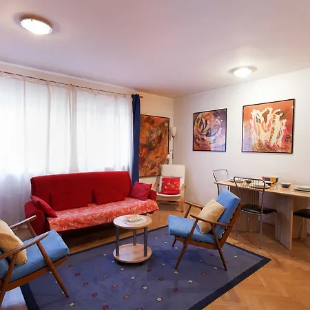 Irena Tour As Apartment *